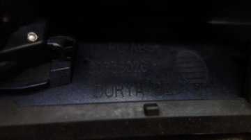 VOLVO V50 ЗАДНЯЯ БЛЕНКА МИКРОСТИК 30753026