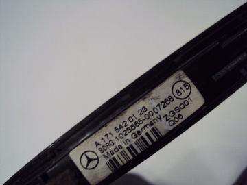 DISPLEJ PDC MERCEDES CLS W219 2004-
