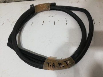 USZCZELKA PRAWY TYŁ TYLNE TOYOTA AVENSIS 03-12 T25