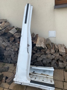 FORD OE 3M51R61304 ZÁSLEPKA PÁSY BEZPEČNOSTI