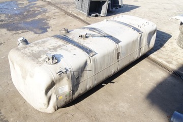 MERCEDES ACTROS MP4 NÁDRŽ PALIVA