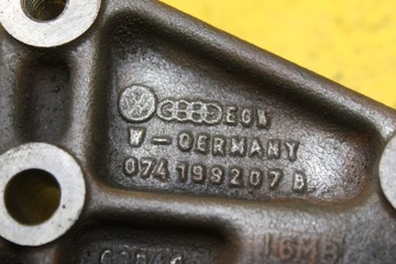 ŁAPA PODPORA SKRZYNI VW T4 2.4 D AAB 074199207B