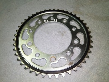 Задняя звездочка HONDA CBR 600 PC31