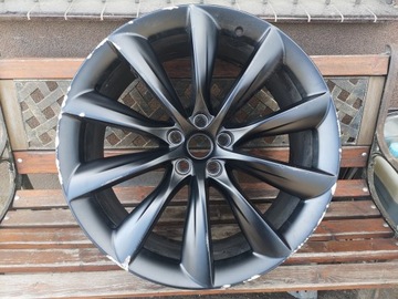 FELGA TESLA X 10x22 ET35 5x120 102 7247-00-F / 01