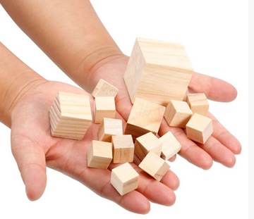 КУБИК ДЕРЕВЯННЫЙ 1 см - 50 шт.