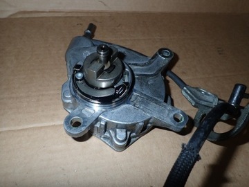 COROLLA VERSO 2.2 D-CAT 04-09 ČERPADLO PODTLAK.