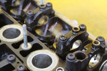 ГОЛОВКА ЛЕВАЯ AUDI A4 B5 A6 A8 2.4 B 078103373AH