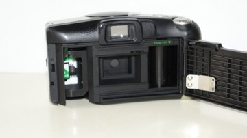Классическая аналоговая камера FUJIFILM DL-100.