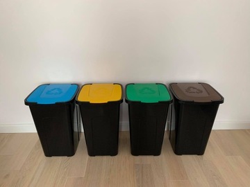 Набор из 5 контейнеров для сортировки мусора SORT 5x50 л.