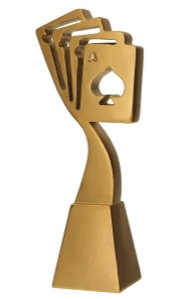 STATUETKA ODLEWANA ZŁOTA KARTY 23cm GRAWER