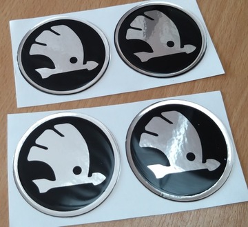 Naklejki na koła emblematy SKODA CZARNE 55mm