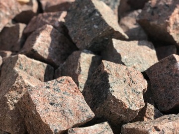KOSTKA GRANITOWA 8/11 CZERWONA GRANIT CZERWONY