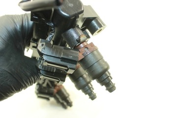 Skoda Fabia I 1.4 mpi топливная рейка топливной форсунки 047906031c