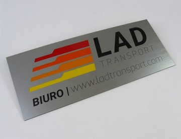 tabliczka informacyjna szyld z logo 25x10 nadrukUV