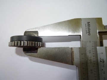 ШЕСТЕРНЯ ШЕСТЕРНЯ MIGATRONIC ПОДАЮЩИЙ ВАЛИК