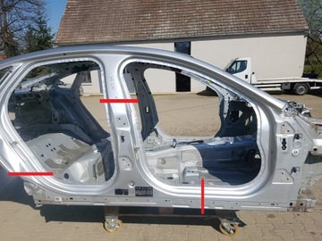 JAGUAR XF II x260 próg słupek środkowy prawy