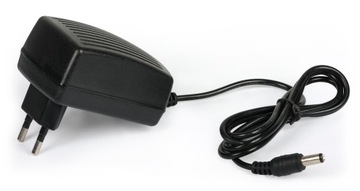 Zasilacz impulsowy 12V 1A 2.1 / 5.5 mm DC do kamer