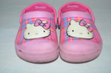 **CROCS HELLO KITTY* SUPER KLAPECZKI, SANDAŁKI 23