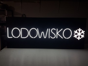 Кассовый аппарат с неоновой светодиодной надписью - ПРОИЗВОДИТЕЛЬ вывесок