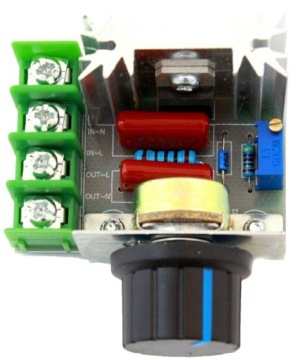 РЕГУЛЯТОР НАПРЯЖЕНИЯ ДЛЯ 2000W 230V НАПРЯЖЕНИЕ ДВИГАТЕЛЯ УНИВЕРСАЛЬНЫЙ