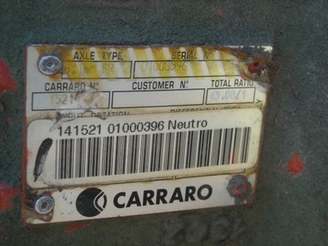 Мостовой подъемник CARRARO Manitou