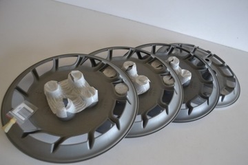 Polonez Caro Atu Plus kołpaki oryginalne FSO 13''