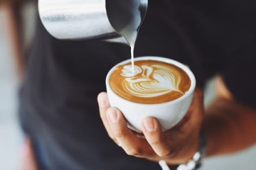 LAVAZZA EXPERT GUSTO FORTE Кофе в зернах 1кг
