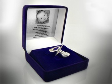 Серебряная табличка с гравировкой на соску для крещения