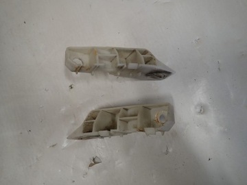 MITSUBISHI GRANDIS 04-11 VÝZTUHA PŘEDNÍ PRAVÝ