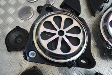 MERCEDES W205 COMBI ДИНАМИКИ BURMESTER УСИЛИТЕЛЬ