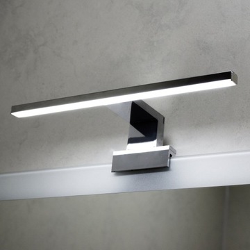 Kinkiet LED na lustro 50 cm