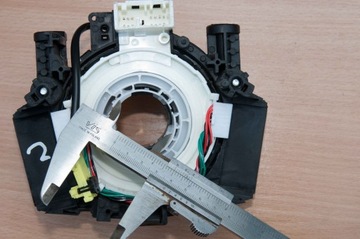 ЛЕНТА ПОДУШКИ БЕЗОПАСНОСТИ NISSAN NAVARA 05- 255605X00D