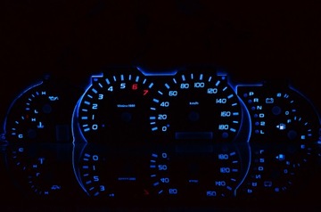 TOYOTA SEQUOIA 1-го поколения INDIGLO MoMan Циферблаты одометра