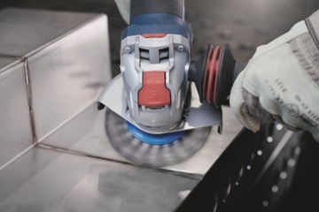 ПРОВОЛОЧНАЯ ДИСКОВАЯ ЩЕТКА BOSCH 115 мм X-LOCK