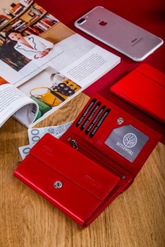 PORTFEL DAMSKI SKÓRZANY Betlewski czerwony mały RFID w pudełku na prezent