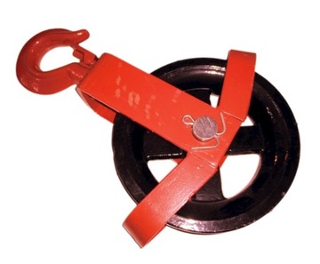 УГОЛ НА НОЖКЕ 135 ФУТОВ 150*100 875/2