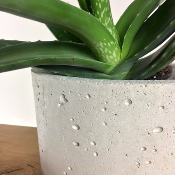 BETONOWA DONICA Z BETONU okrągła wysokość 20 cm