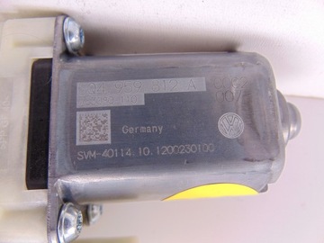 5Q4959812A MOTOREK ZVEDÁK OKNO VW GOLF VII 7