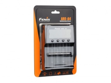 Универсальное ЗАРЯДНОЕ УСТРОЙСТВО Fenix ​​ARE-A4 18650 21700 i i