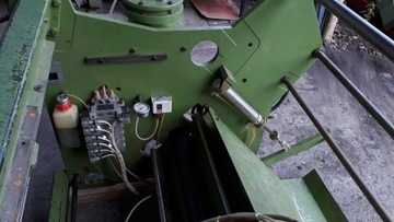 Токарный автомат, шлифовальный станок, питатель на 1500 элементов.