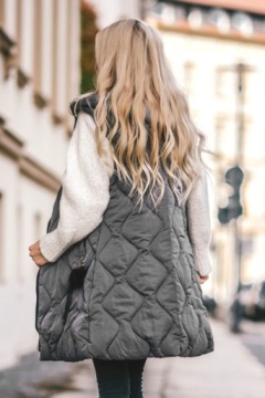 Длинный стеганый жилет с капюшоном S/M