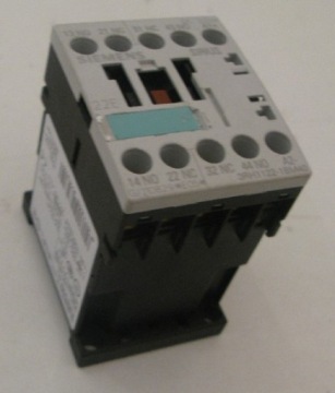 Контакторный блок SIEMENS 3RH1440-1BM40 220 В постоянного тока