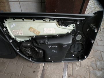 Volvo V60 S60 II Боковые обшивки дверей ЕС