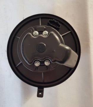 ВЕНТИЛЯТОР НАГНЕТАТЕЛЯ MERCEDES ATEGO 2 3 AXOR 2 ZETROS NRF