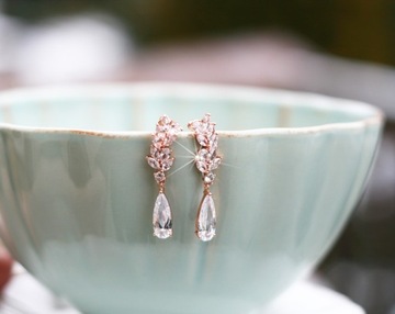 Свадебные серьги из розового золота