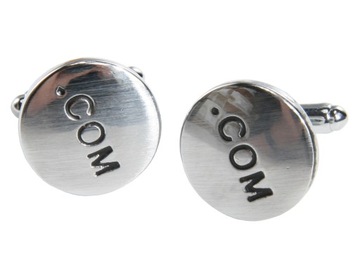 '.com' СЕРЕБРЯНЫЕ ЗАПОНКИ В КОРОБКЕ