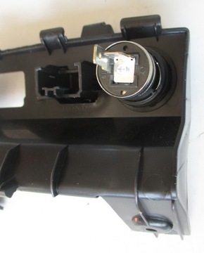 ACCORD VIII 08- HNÍZDO ZÁSTRČKA USB ZAPALOVAČ