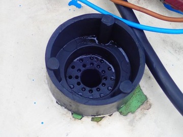 Гидронасос с двигателем Leroy Somer мощностью 1,5 кВт.