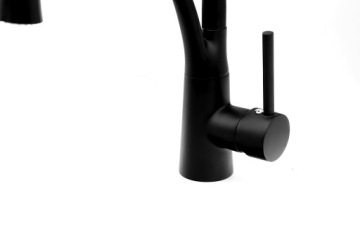 NEXO BLACK KITCHEN смеситель с выдвижным изливом