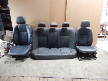 Mercedes w204 C200 сиденья, диван, кожа, комплект